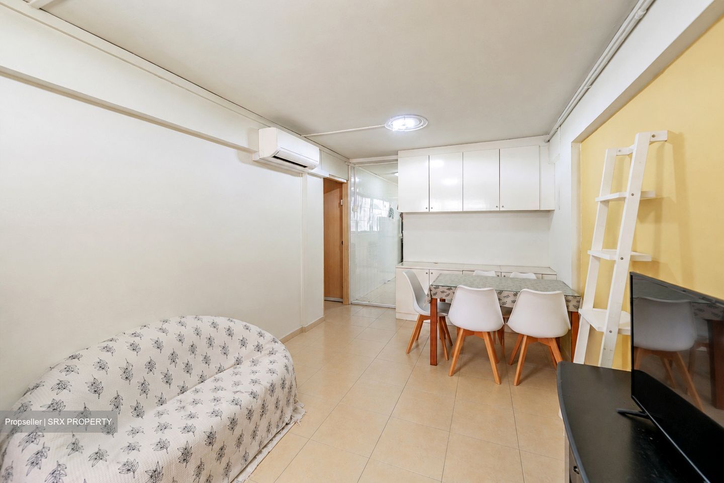 Blk 70 Circuit Road (Geylang), HDB 2 Rooms #575412191